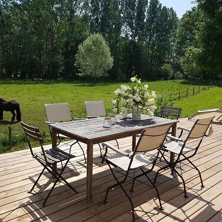 Le Moulin Du Bourg Hotel Epeigne-les-Bois Buitenkant foto
