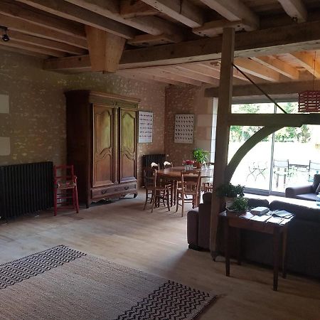 Le Moulin Du Bourg Hotel Epeigne-les-Bois Buitenkant foto