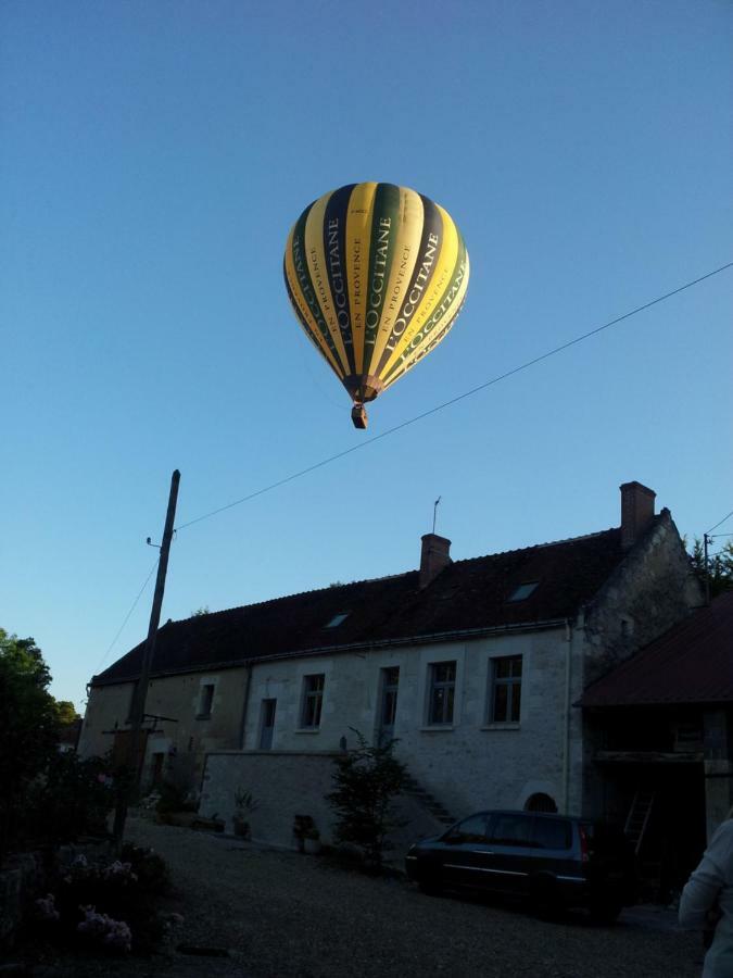 Le Moulin Du Bourg Hotel Epeigne-les-Bois Buitenkant foto